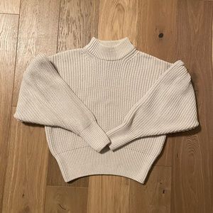NWOT Puff Sleeve H&M Sweater Size XS